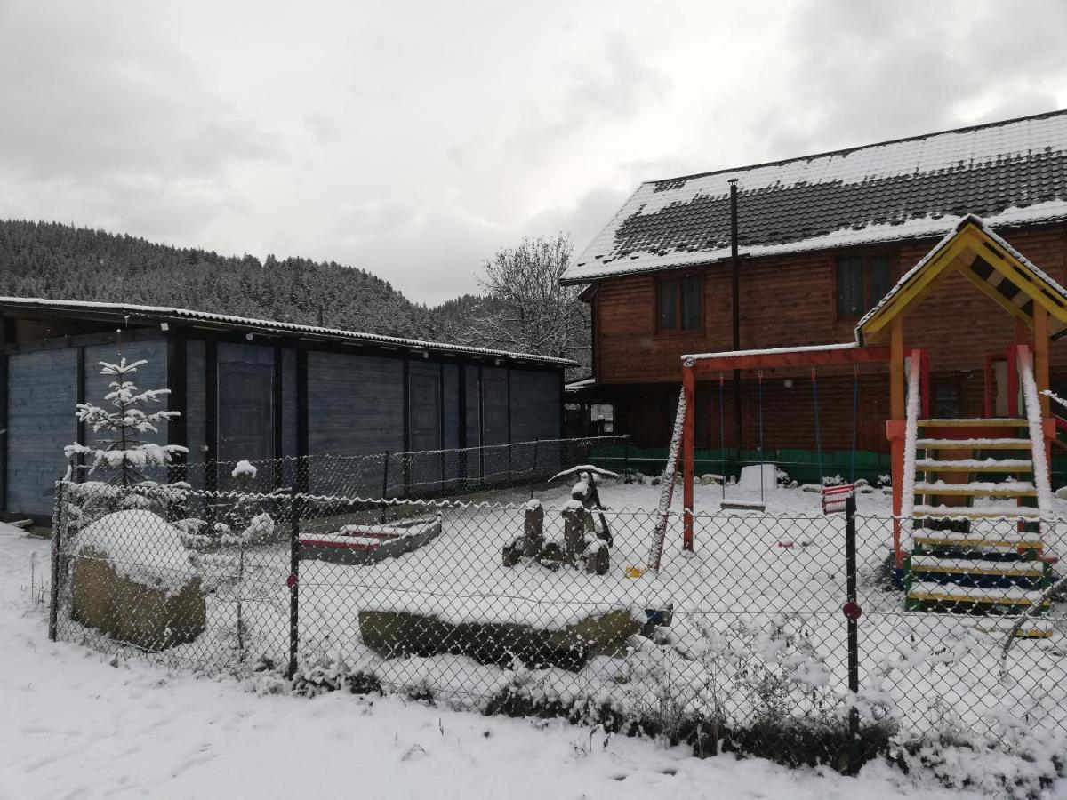 Krym Hotel Yaremche Exterior photo