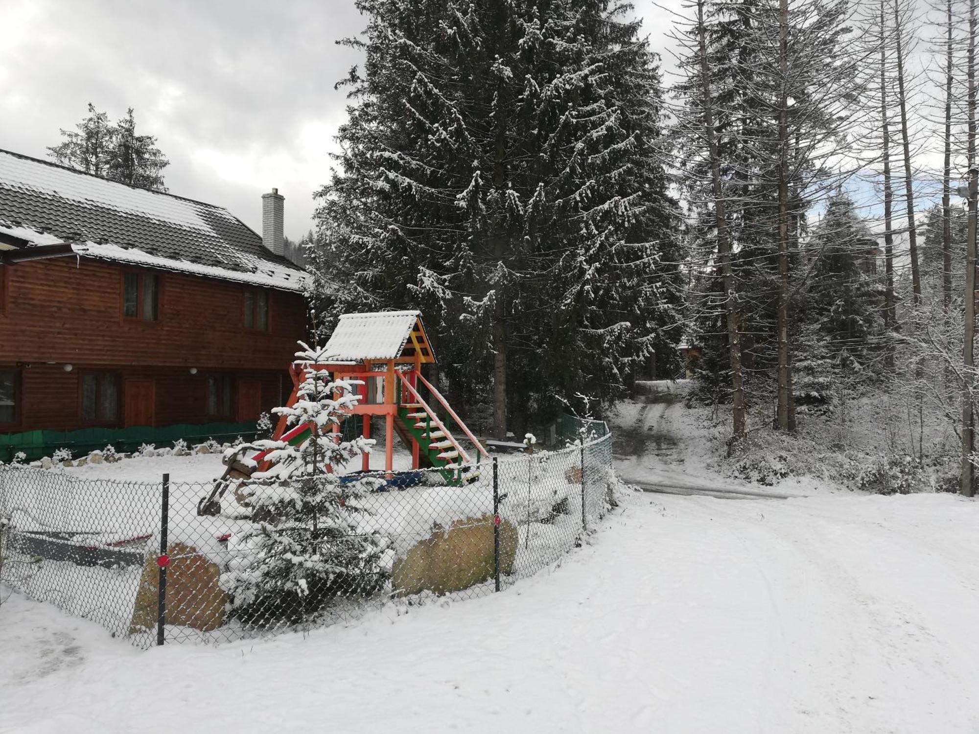 Krym Hotel Yaremche Exterior photo