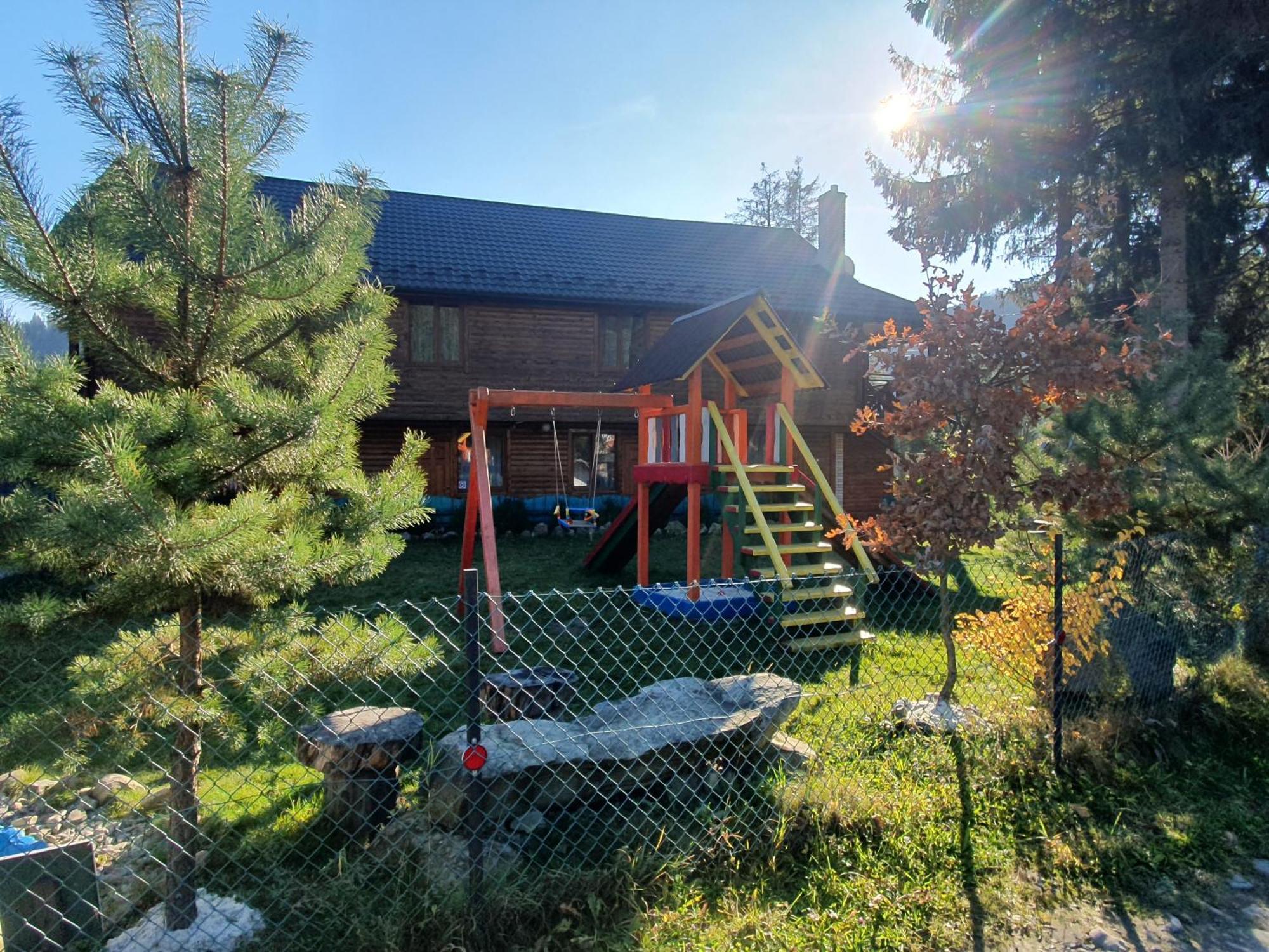 Krym Hotel Yaremche Exterior photo