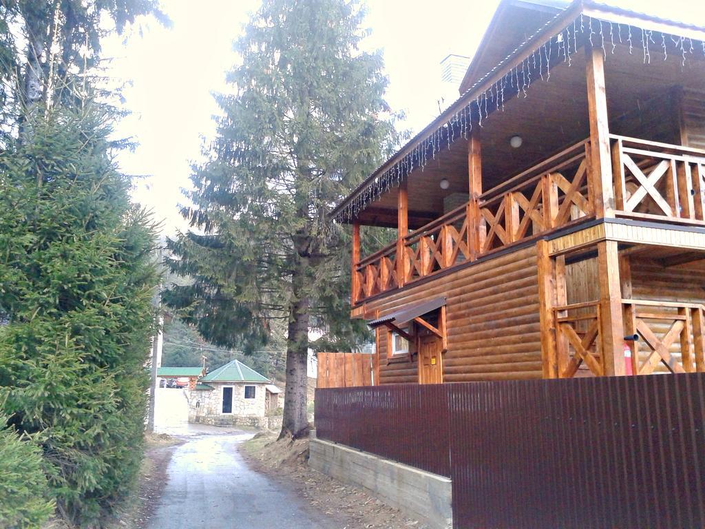 Krym Hotel Yaremche Exterior photo