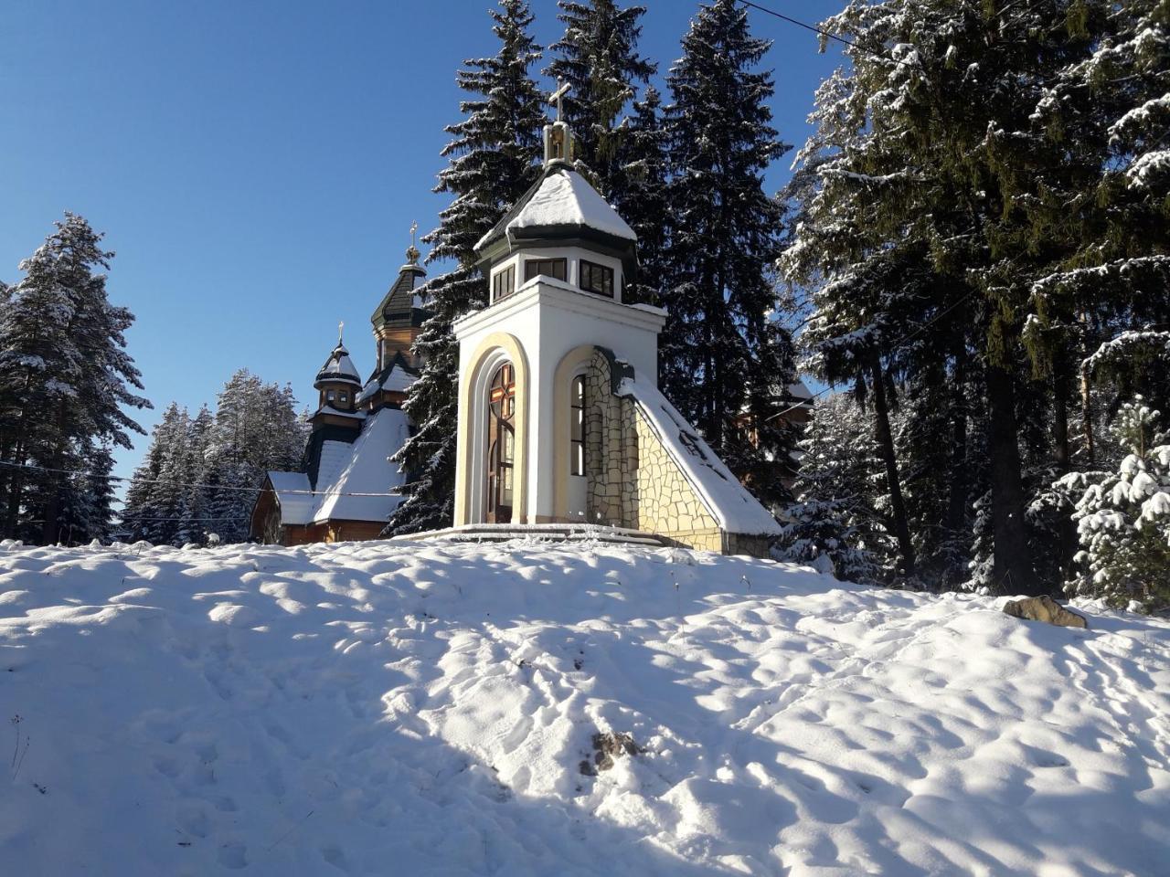 Krym Hotel Yaremche Exterior photo